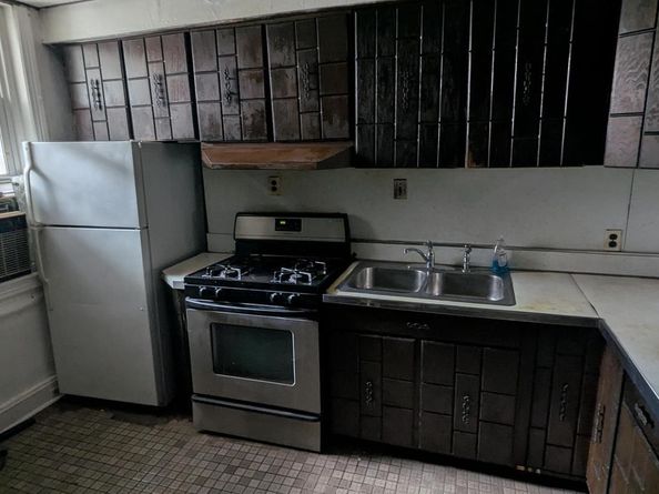 1613 N 61st Street, Philadelphia PA 19151