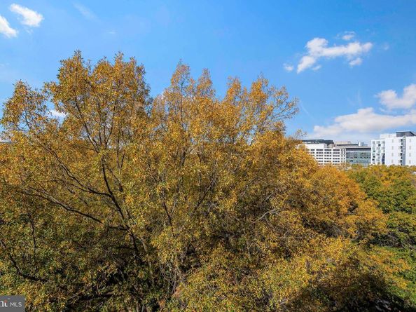 800 4TH Street SW N801, Washington DC 20024