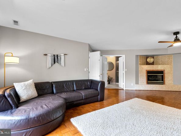 6663 Kennedy Lane, Falls Church VA 22042