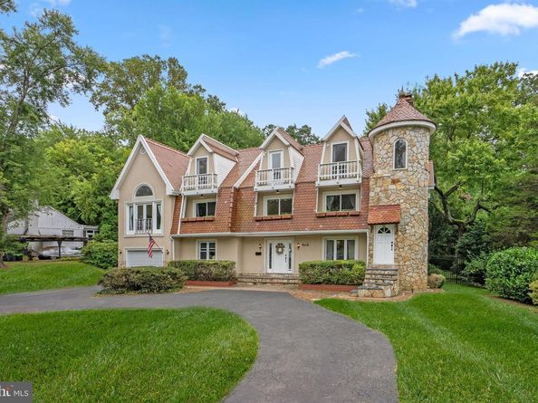 6663 Kennedy Lane, Falls Church VA 22042