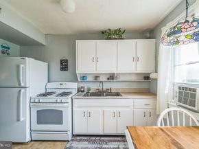 464 S Andrews Avenue, Glenolden PA 19036