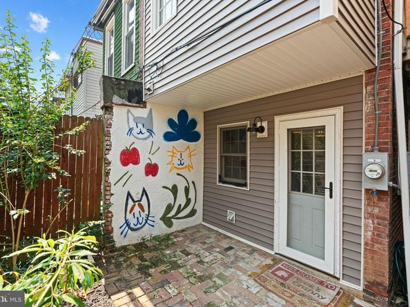 1241 N Hollywood Street, Philadelphia PA 19121