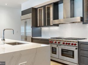 2108 Walnut Street 401, Philadelphia PA 19103