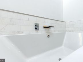 2108 Walnut Street 401, Philadelphia PA 19103
