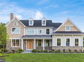 16 Fariston Road, Wayne PA 19087