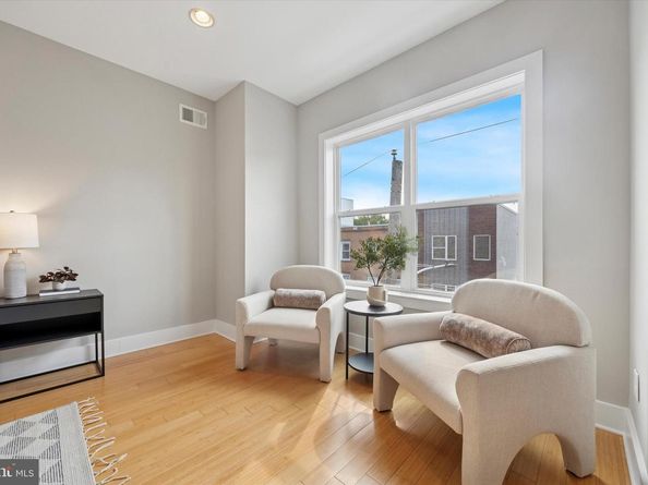1639 Francis Street, Philadelphia PA 19130