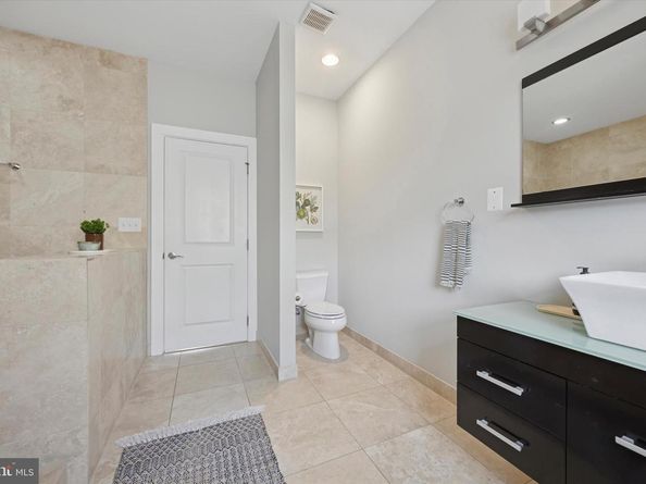 1639 Francis Street, Philadelphia PA 19130