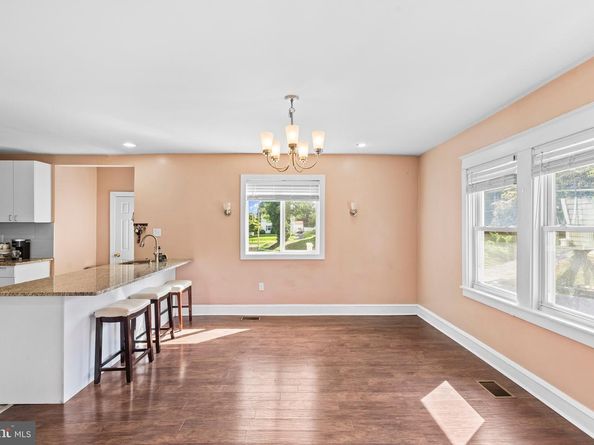 123 Cunningham Avenue, Upper Darby PA 19082