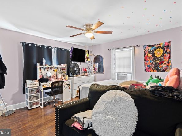 123 Cunningham Avenue, Upper Darby PA 19082