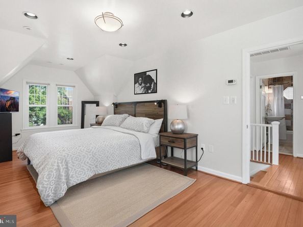 632 24TH Street S, Arlington VA 22202