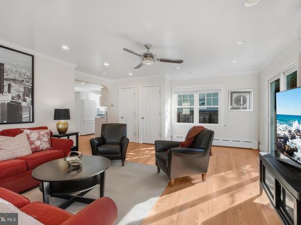 632 24TH Street S, Arlington VA 22202