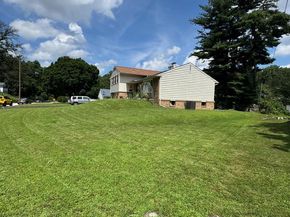 634 Green Briar Road, Elkins Park PA 19027