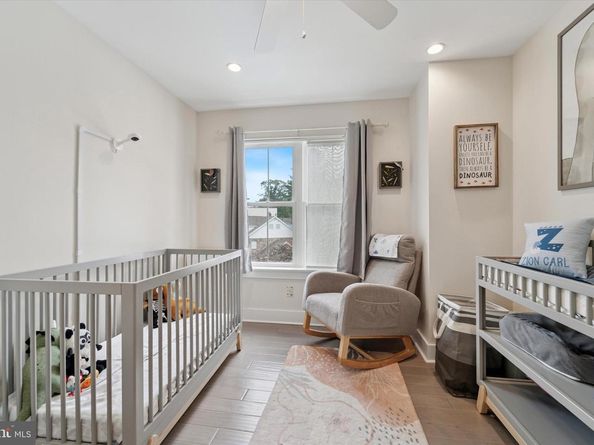 488 Evergreen Avenue, Philadelphia PA 19128