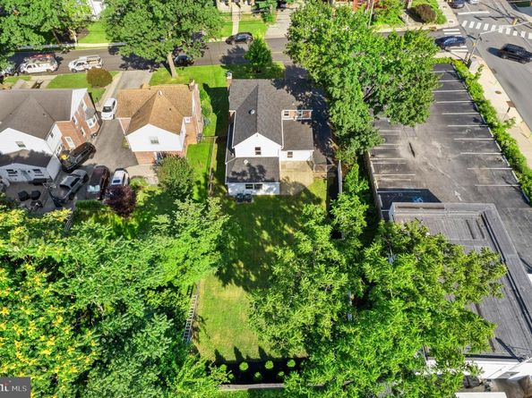 522 S Woodbine Avenue, Penn Valley PA 19072