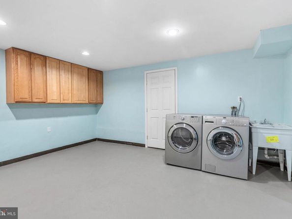 1241 S 12TH Street, Philadelphia PA 19147