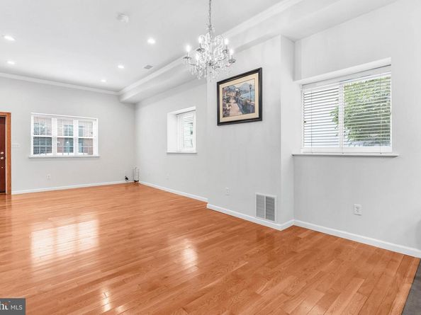 1241 S 12TH Street, Philadelphia PA 19147