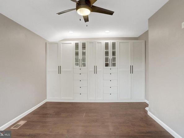 3617 S Four Mile Run Drive, Arlington VA 22206