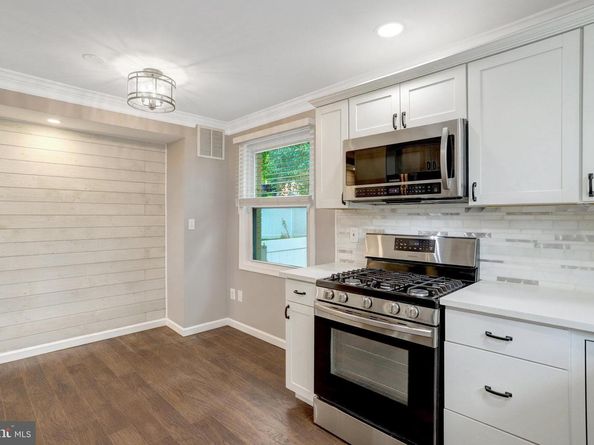 3617 S Four Mile Run Drive, Arlington VA 22206