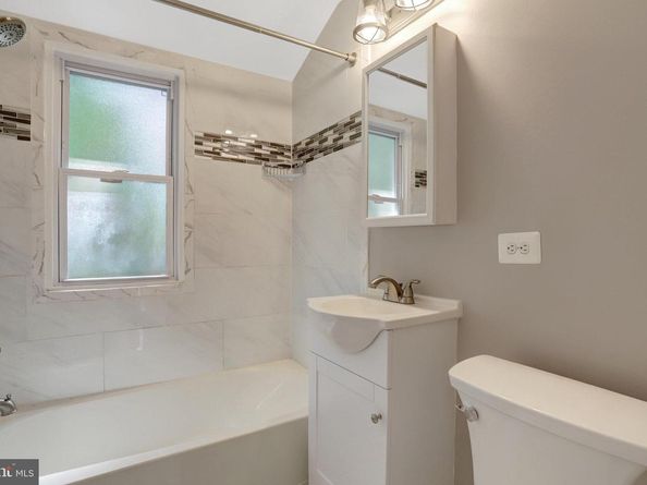 3617 S Four Mile Run Drive, Arlington VA 22206