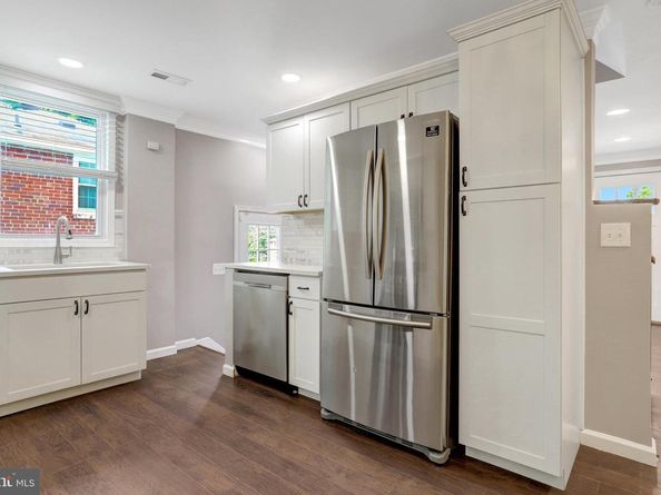 3617 S Four Mile Run Drive, Arlington VA 22206