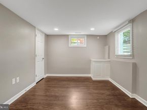 3617 S Four Mile Run Drive, Arlington VA 22206