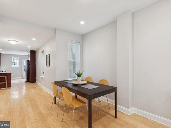 1621 S 16TH Street, Philadelphia PA 19145