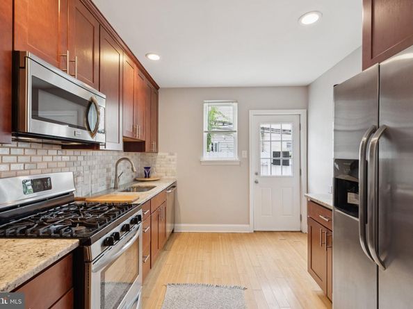 1621 S 16TH Street, Philadelphia PA 19145
