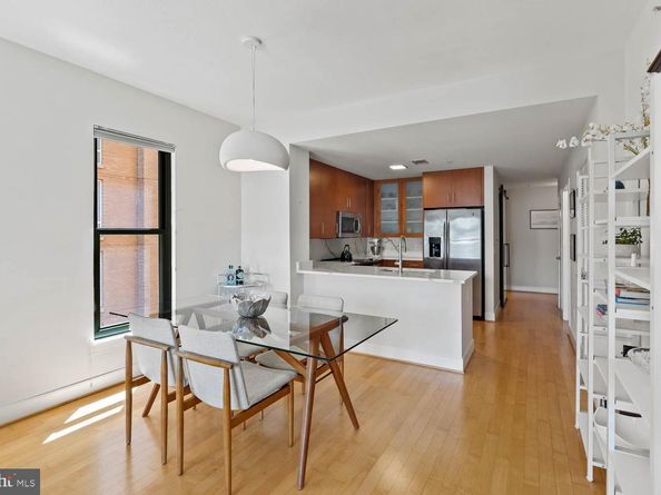 910 M Street NW 403, Washington DC 20001