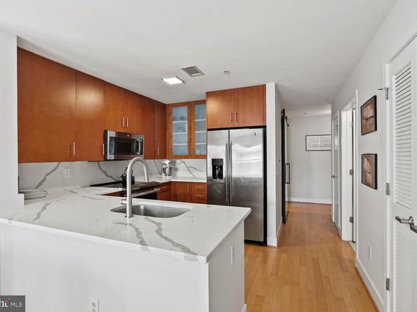910 M Street NW 403, Washington DC 20001