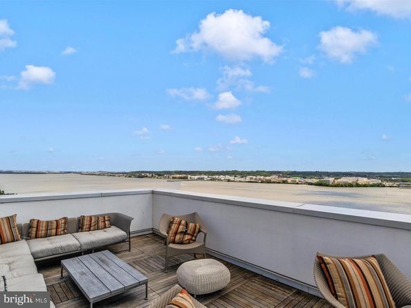 925 N Fairfax Street 405, Alexandria VA 22314