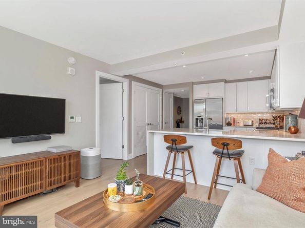 925 N Fairfax Street 405, Alexandria VA 22314