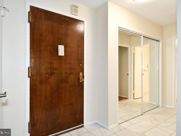 5225 Pooks Hill Rd POOKS HILL ROAD 222N, Bethesda MD 20814