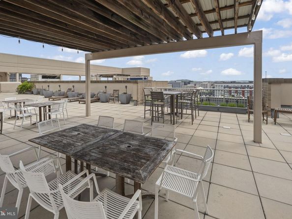811 4TH Street NW 612, Washington DC 20001