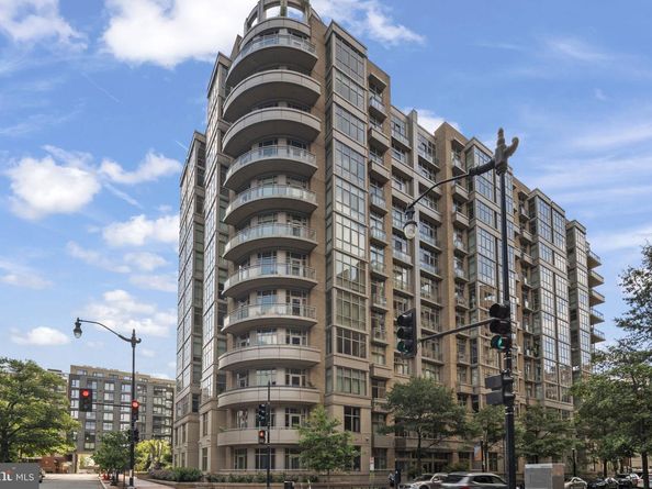811 4TH Street NW 612, Washington DC 20001