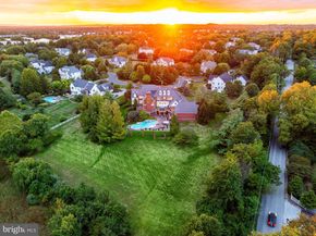 110 Brittany Way, Blue Bell PA 19422