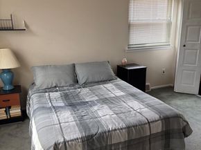 2949 Joey Drive, Philadelphia PA 19136
