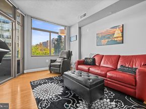 3600 S Glebe Road 215W, Arlington VA 22202