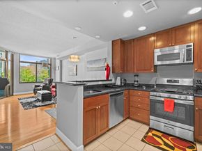 3600 S Glebe Road 215W, Arlington VA 22202