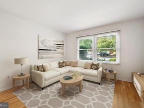13 Woodstream Drive, Chesterbrook PA 19087