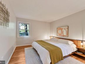 2241 Senseney Lane, Falls Church VA 22043