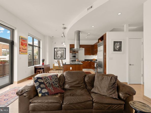 1413 P Street NW 404, Washington DC 20005