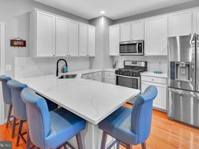 5263 Broadwing Place, Alexandria VA 22312