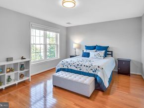 5263 Broadwing Place, Alexandria VA 22312
