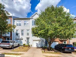 5263 Broadwing Place, Alexandria VA 22312