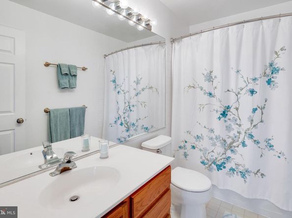 5263 Broadwing Place, Alexandria VA 22312