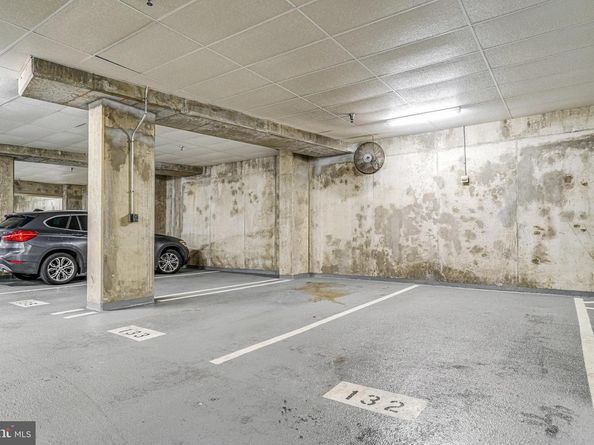 820 N Pollard Street 915, Arlington VA 22203