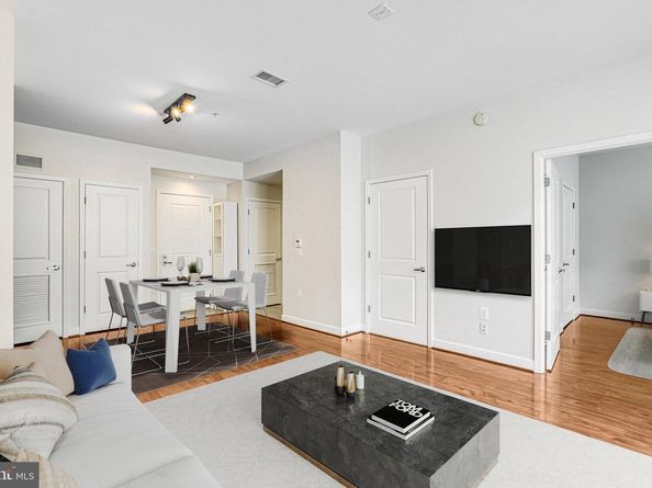 820 N Pollard Street 915, Arlington VA 22203