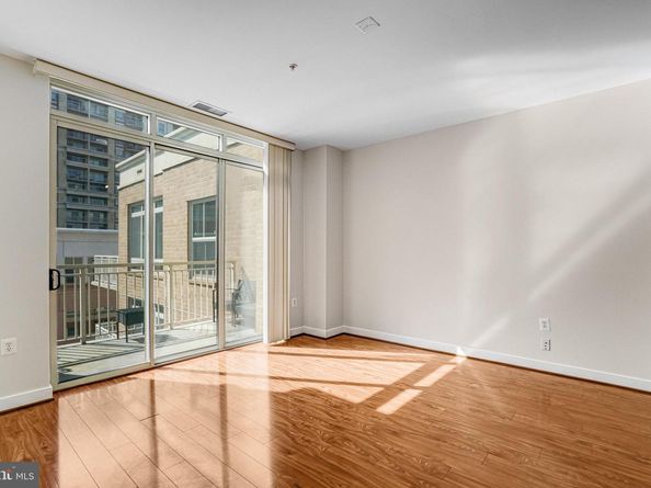 820 N Pollard Street 915, Arlington VA 22203