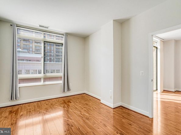 820 N Pollard Street 915, Arlington VA 22203