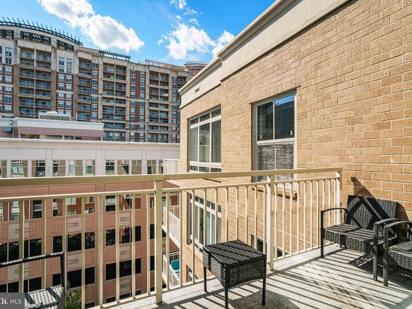 820 N Pollard Street 915, Arlington VA 22203
